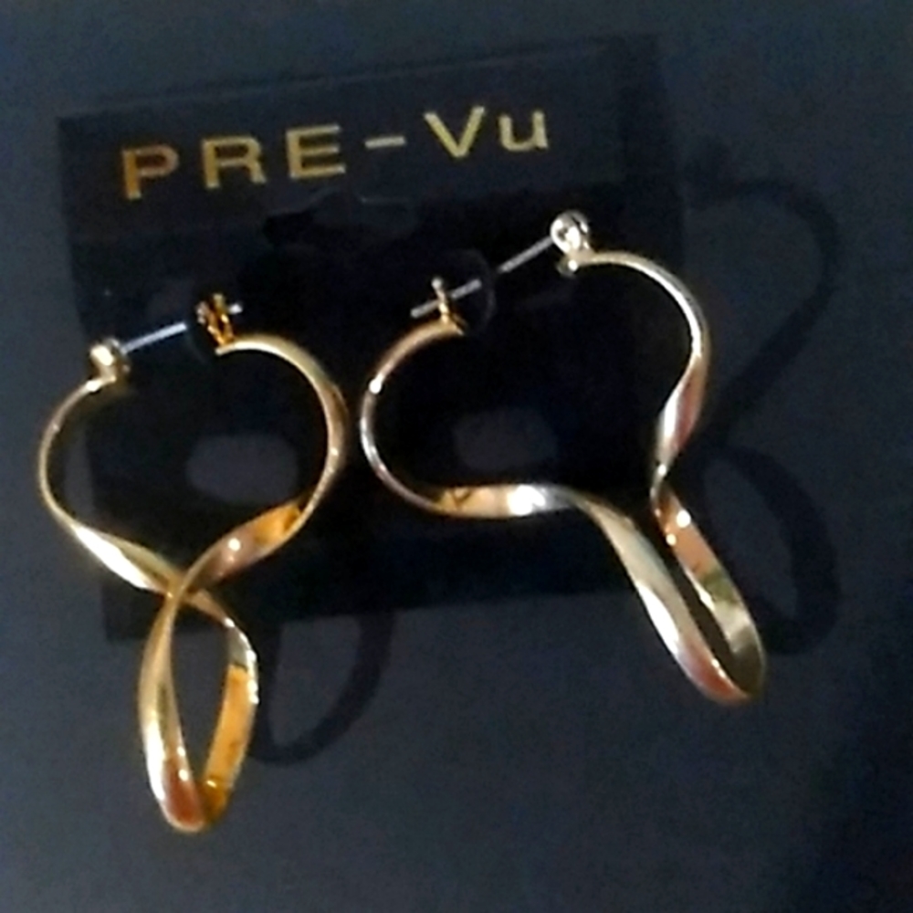 VINTAGE Infinity Earrings / PRE-Vu Twisted Hoop Earrings NEW VINTAGE STOCK